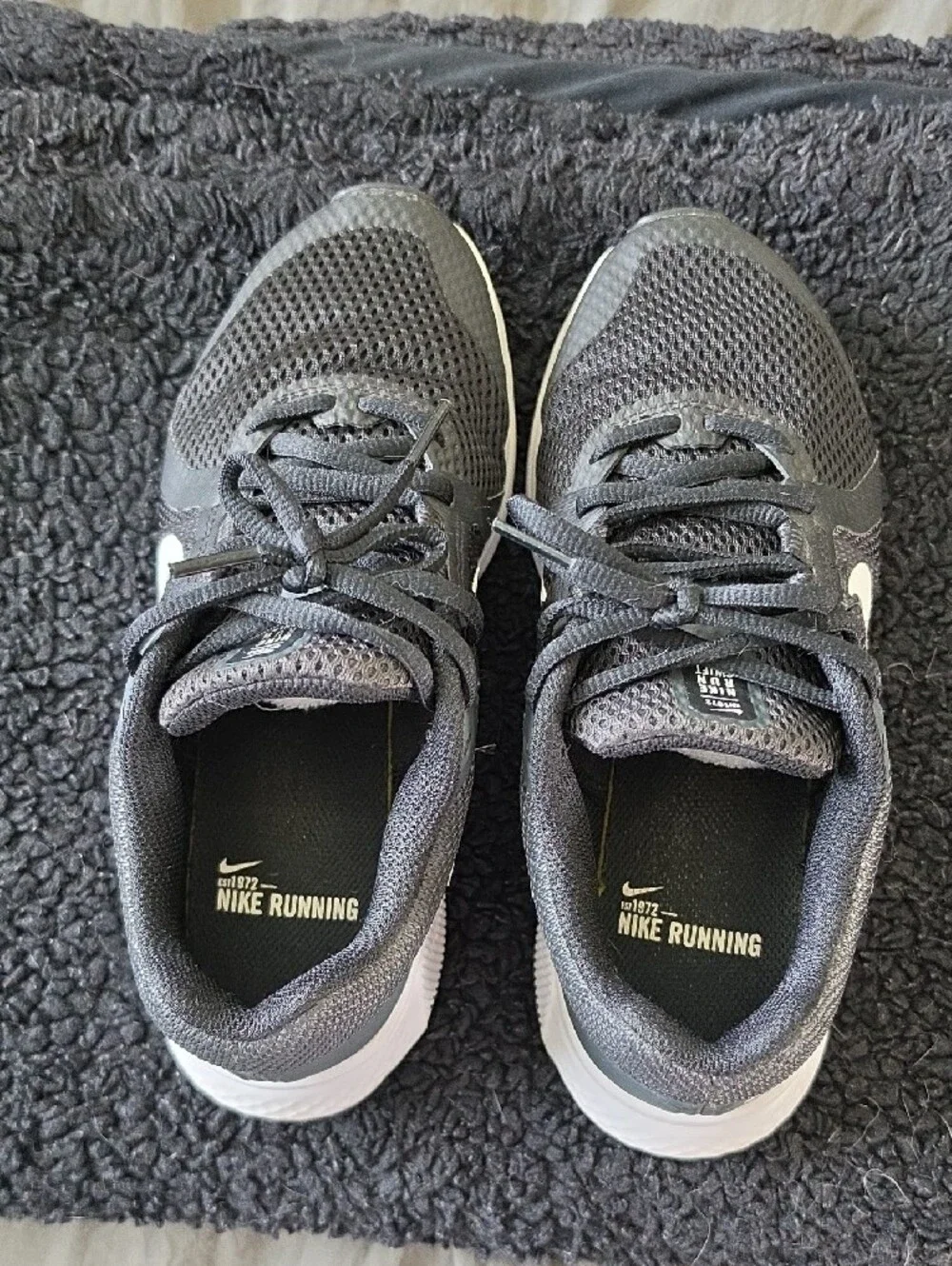 Nike Black and White Mesh Running Sneakers